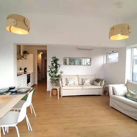 - Pedras Pretas House