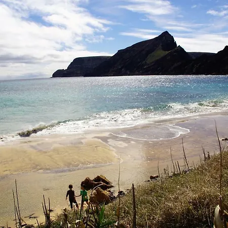 - Pedras Pretas House *