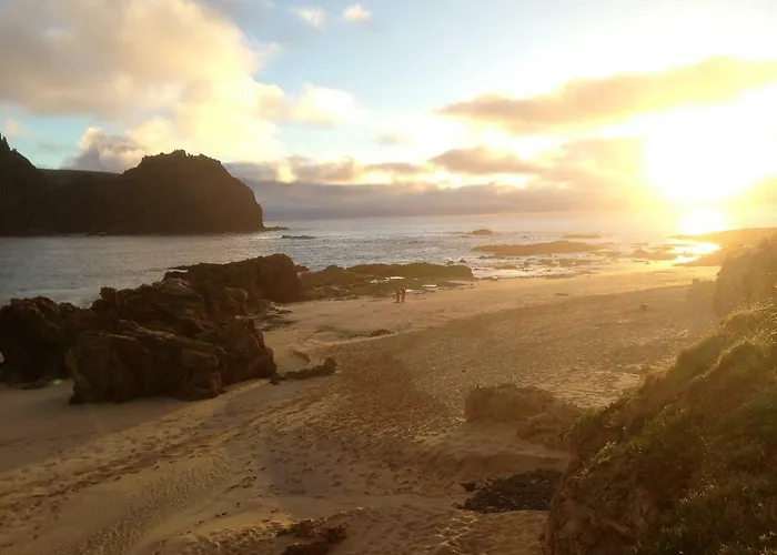 - Pedras Pretas House *